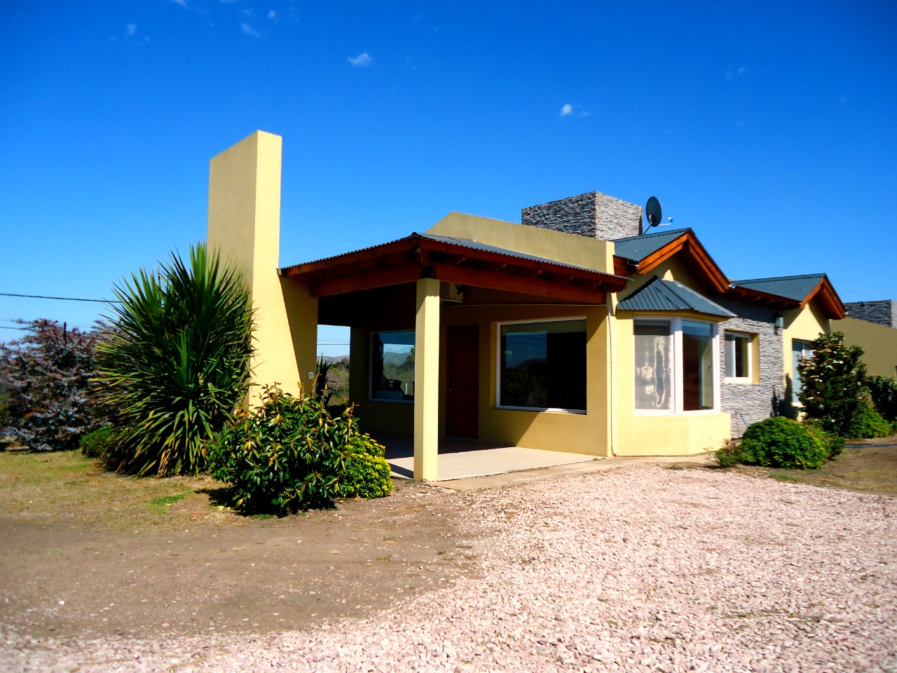 CABAñAS DE LOS TíOS - 4 PAX -  2 DORMITORIOS